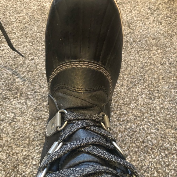 Sorel tie up boots - Picture 5 of 5